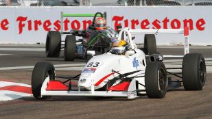 USF2000 2013